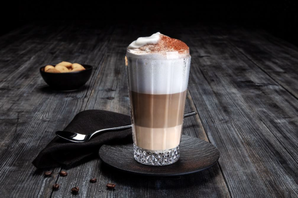 Cappuccino with high volume foam