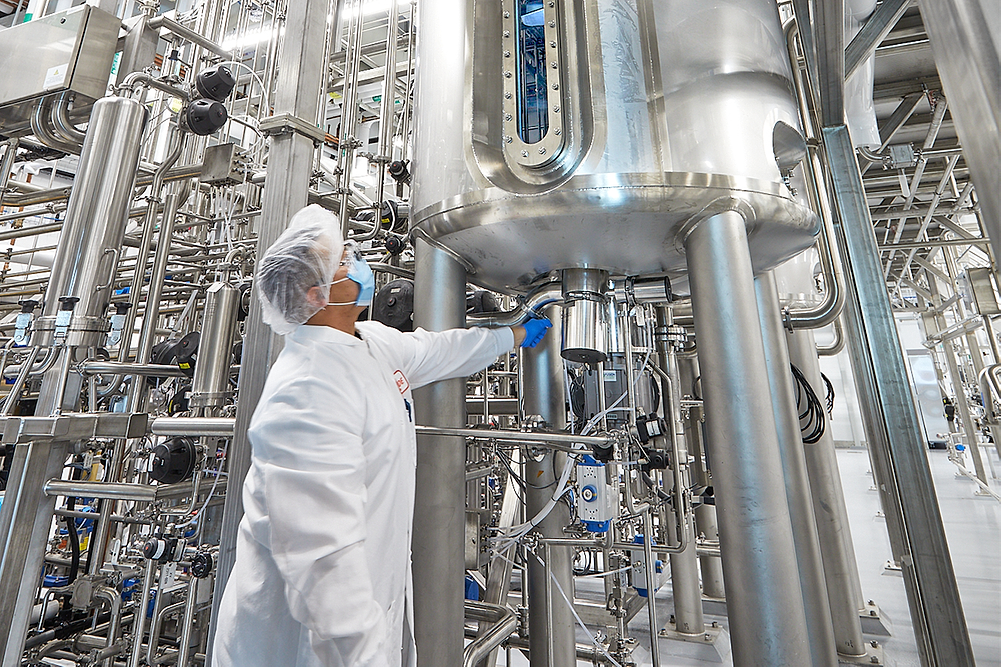 Interior of Upside Foods' cultivated meat production facility