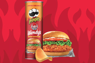 Pringles Wendy's Spicy Chicken crisps