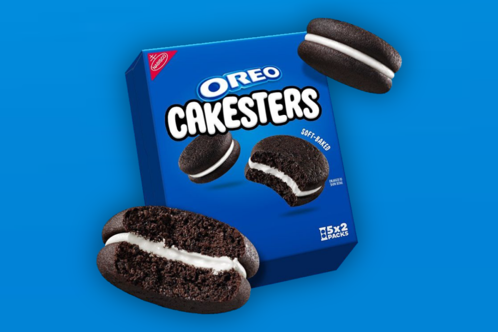 Nabisco Oreo Cakesters on blue background