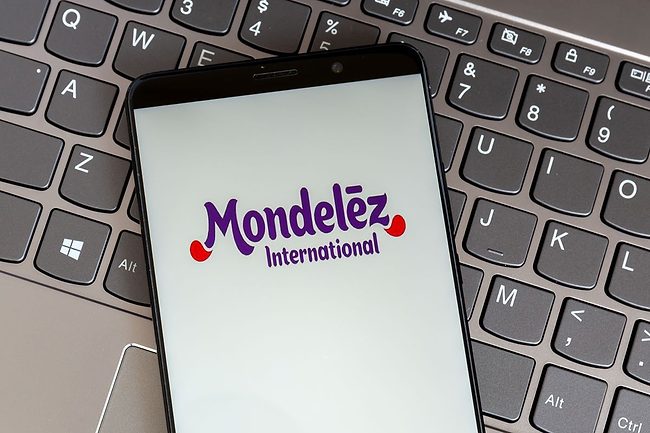 Mondelez logo open on a smartphone browser