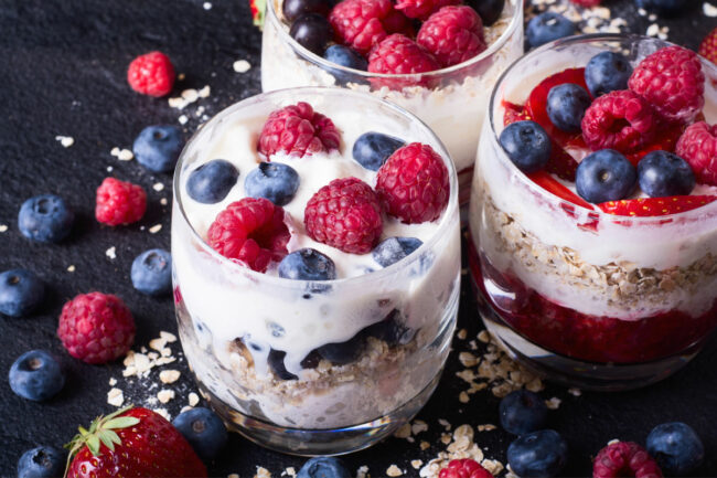 Yogurt parfaits with granola