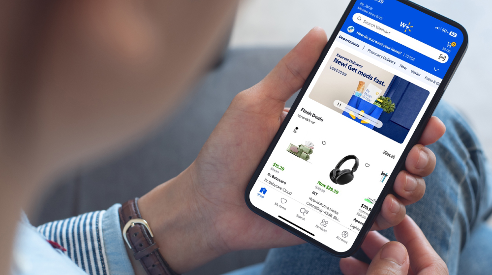 Walmart mobile app on smartphone_credit Walmart.jpg