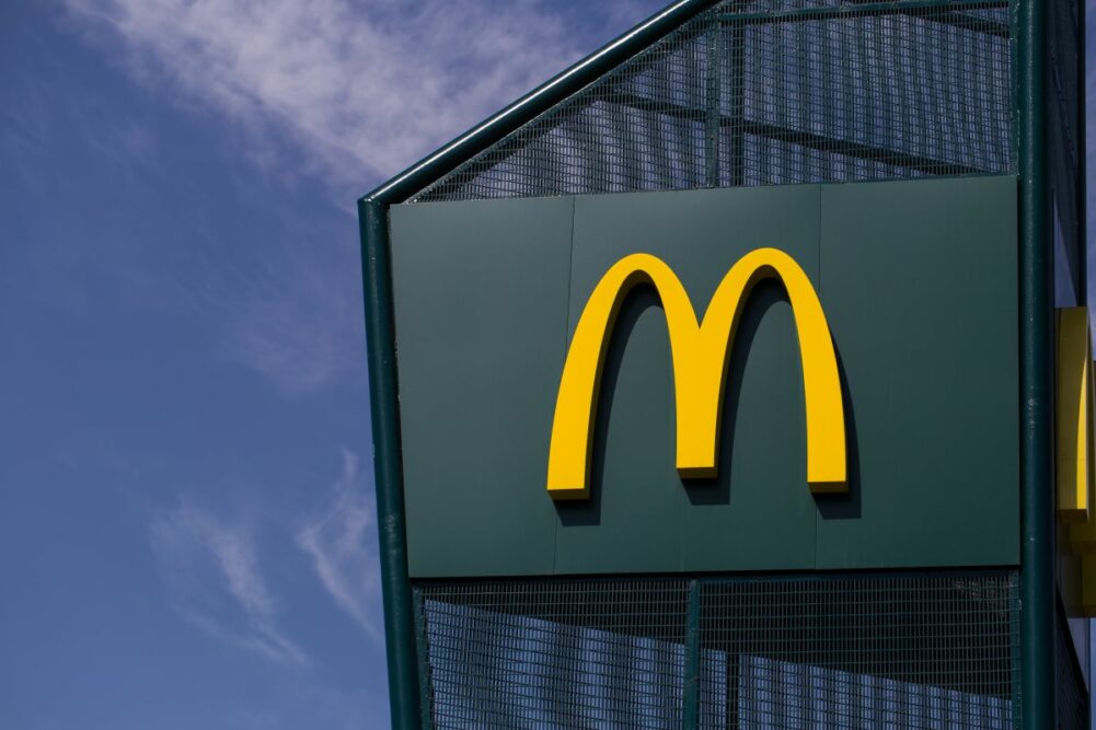 mcdonalds lead -- VFHNB12.jpg