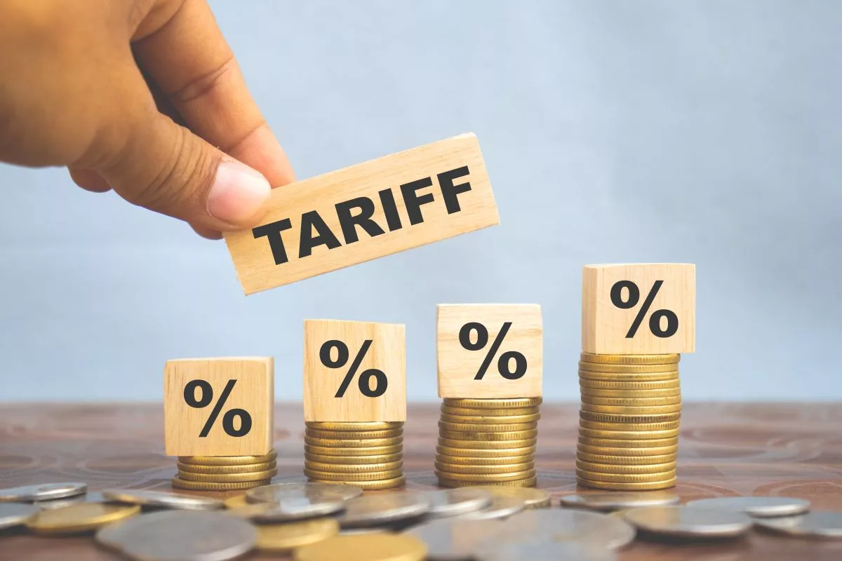 Tariff roundup lead -- PHOTIX STUDIO .jpg