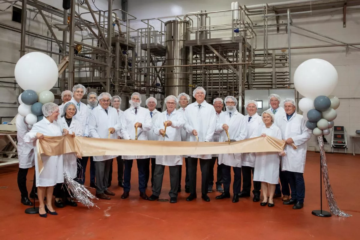 Florida Food Products ribbon cutting.jpg