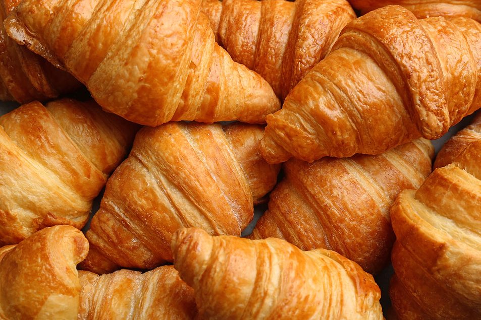 https://www.foodbusinessnews.net/ext/resources/2025/08/22/Crown-Bakeries-Lead_adst_New-Africa.jpg?height=635&t=1755870658&width=1200
