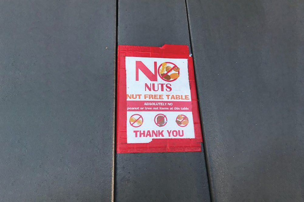 Nut-free table sign