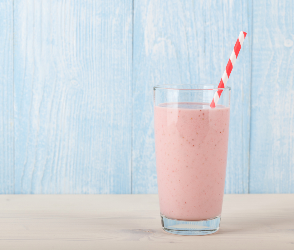 Strawberry drinkable yogurt